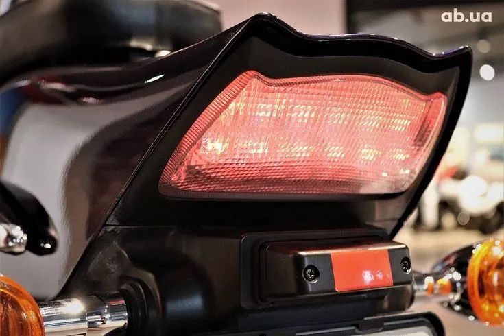 Suzuki VZ Image 4